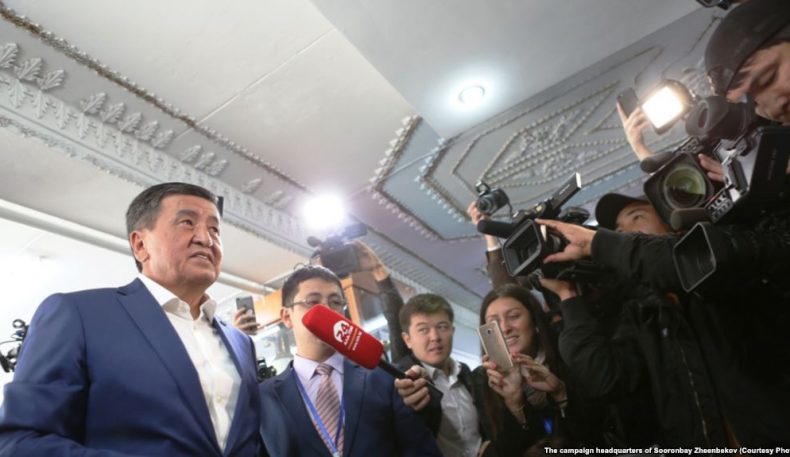 Қирғизистон МСК: Президент сайловларида Атамбоевнинг иттифоқчиси 54 фоиз овоз тўплади