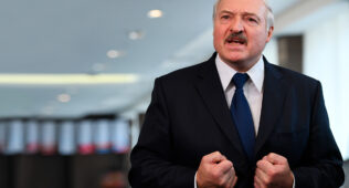 Лукашенко украинадаги уруш узоққа чўзилганини айтди