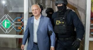 Молдованинг собиқ президенти 30 кунлик уй қамоғига олинди