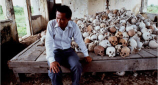 Коммунистларнинг камбоджадаги геноциди вайрон бўлган масжидлар