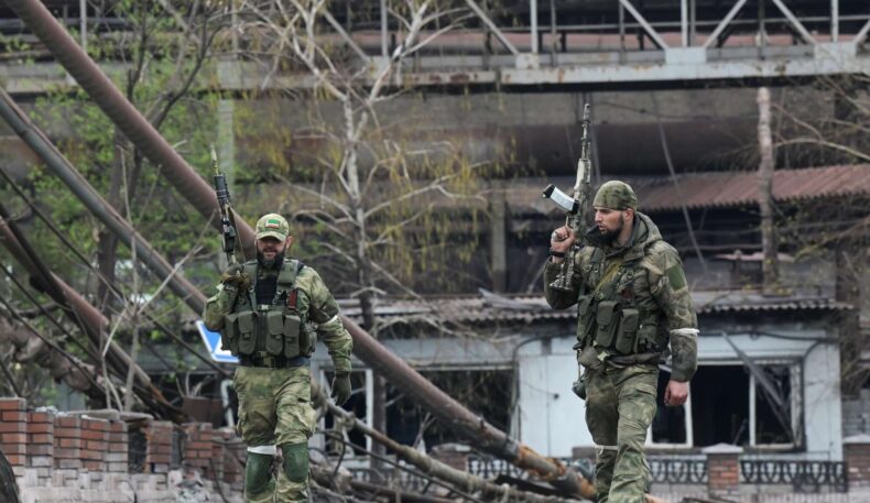 Мариуполдаги Украина аскарлари Россия армиясига таслим бўлишдан бош тортди